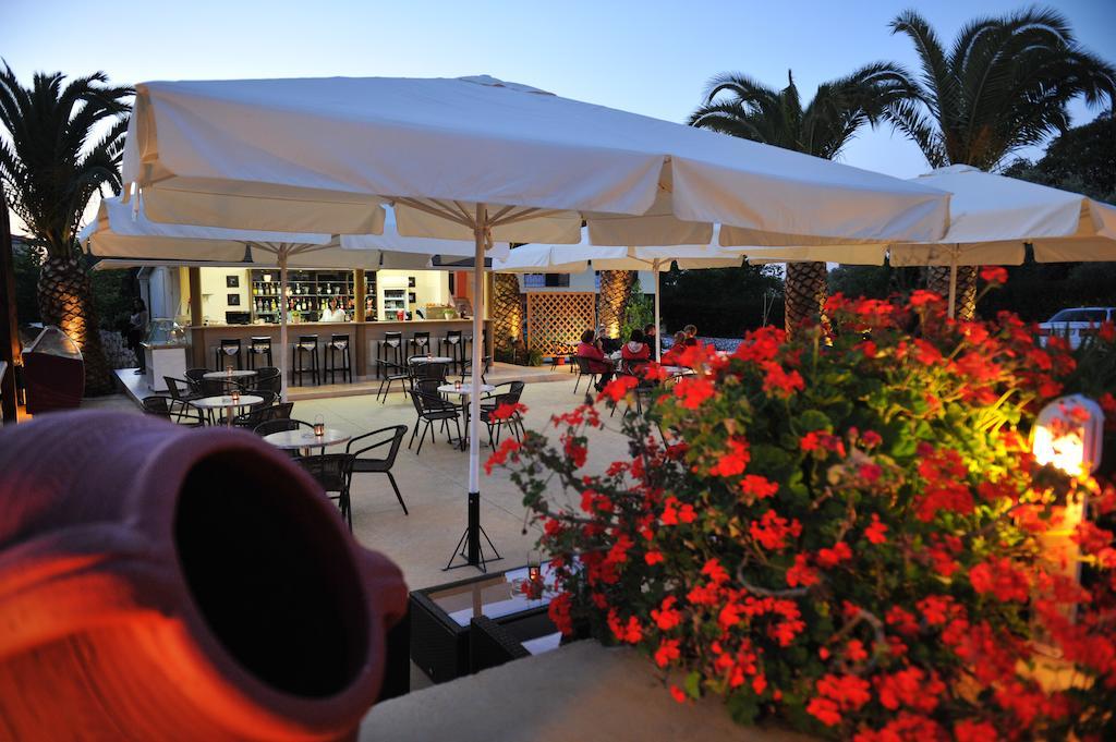 Villa Melisti ซูกาเลดส์ ภายนอก รูปภาพ